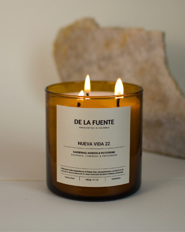 NUEVA VIDA 22 - Big DLF Candle.
